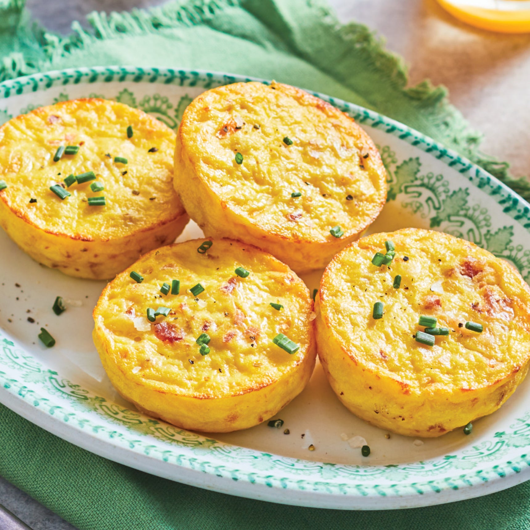 Bacon and Cheddar Omelette Bites