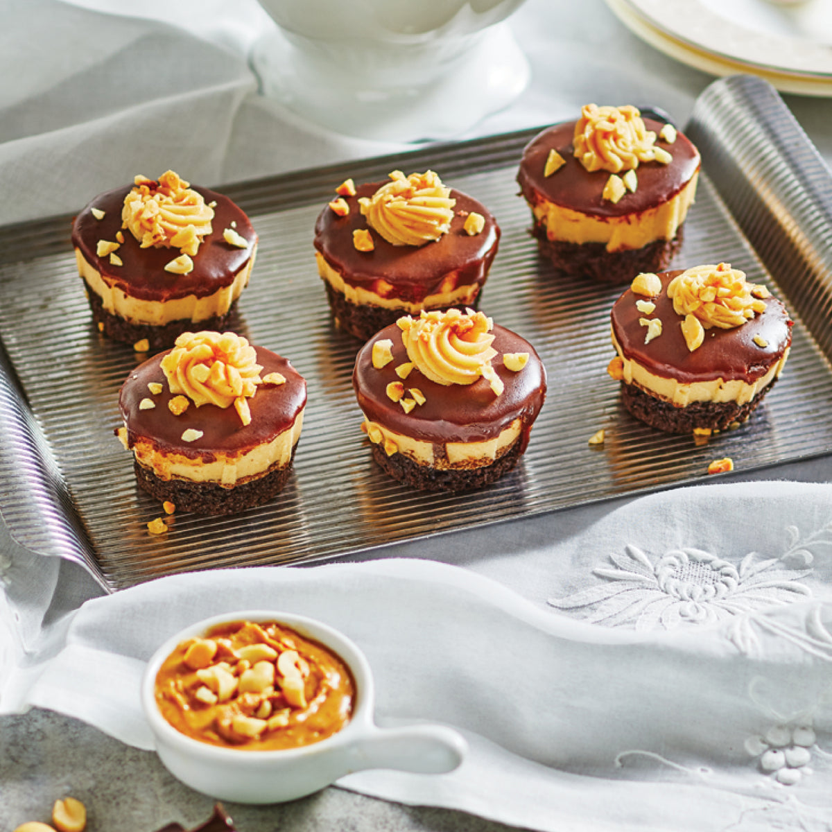 Mini Chocolate Peanut Butter Cakes