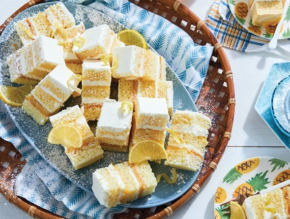 Lemon cake dusted with powdered sugar